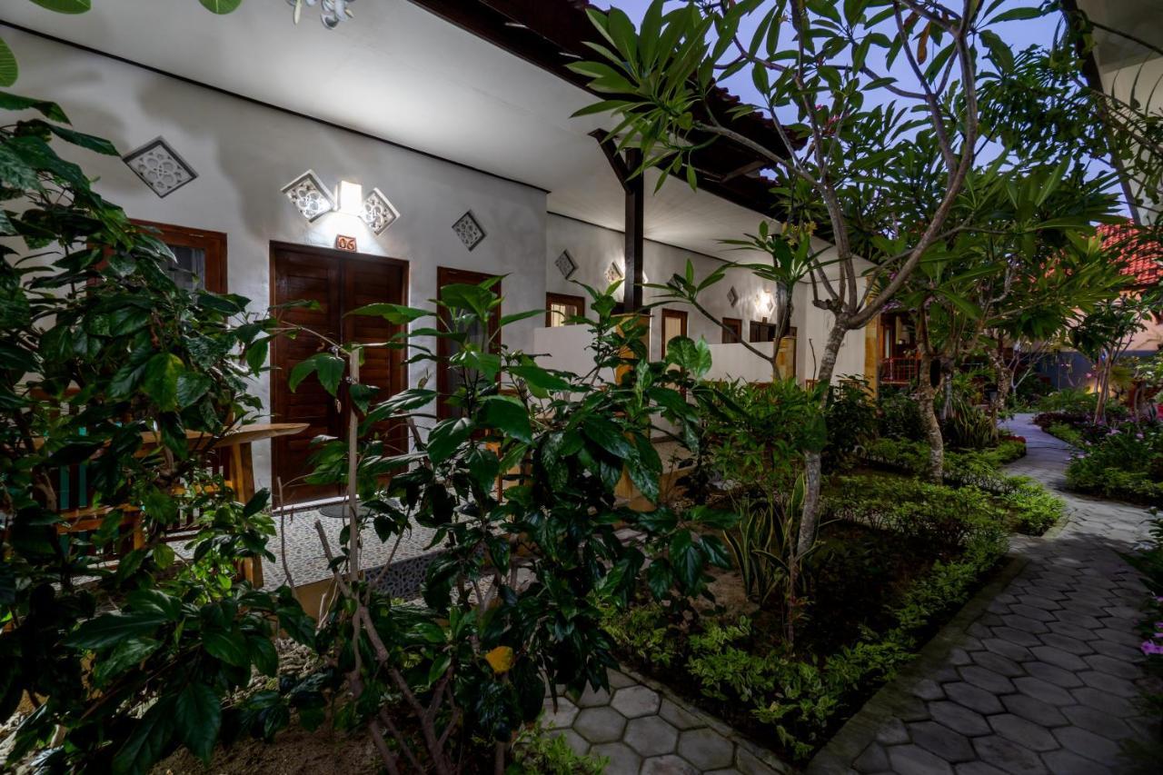 Krisna Home Stay Lembongan Exterior foto
